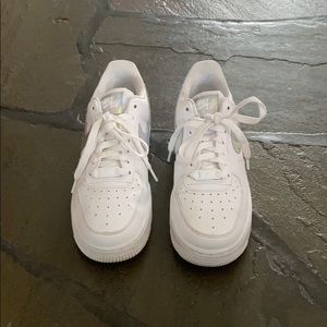 NIKE AIR FORCE 1 HOLOGRAPHIC